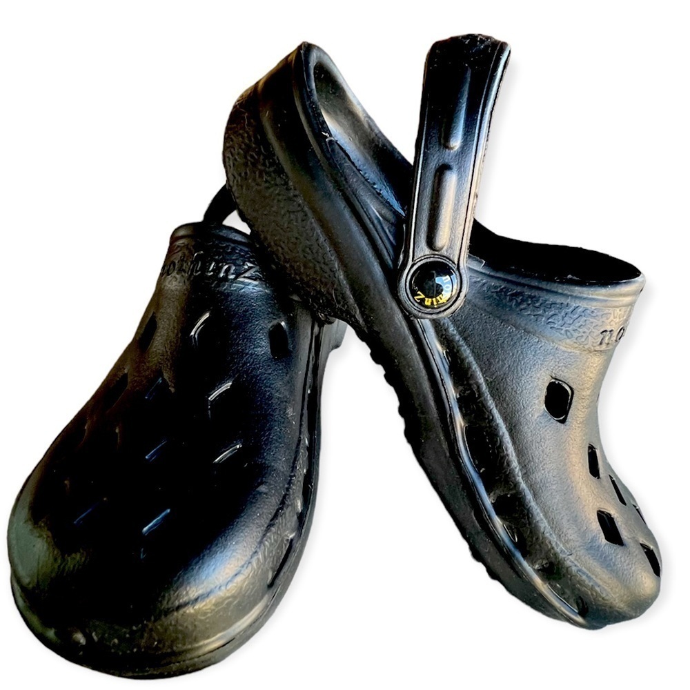$10 Manic Monday!! ✨nothinZ Unisex Kids or Ladies Comfort Clogs NEW